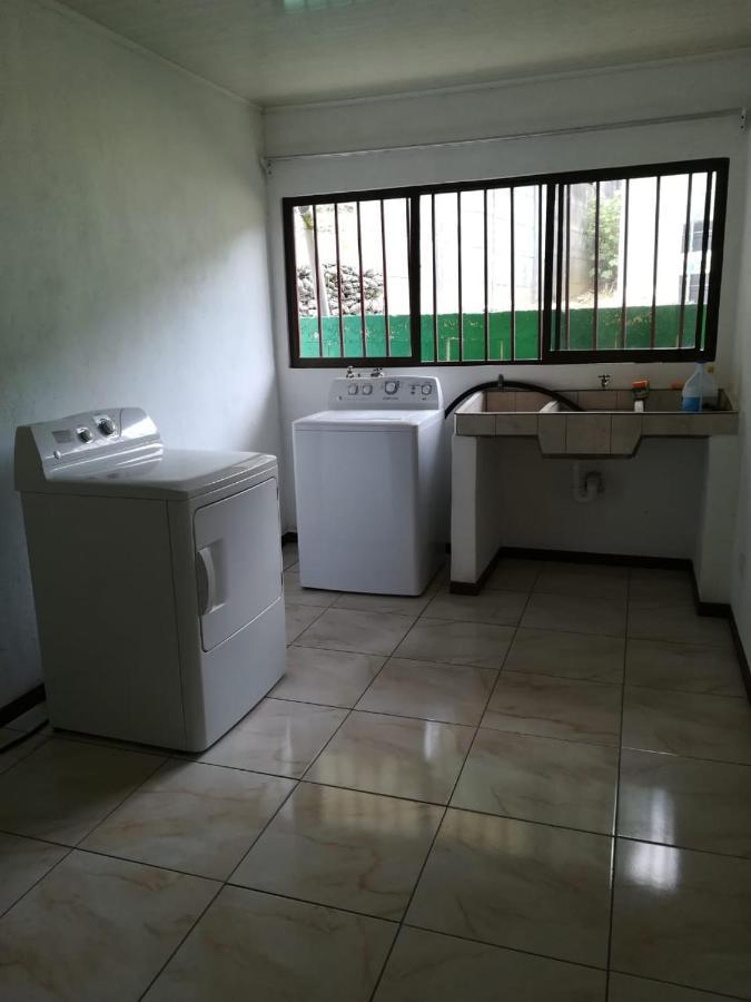 Apartamento Lopez Y Azofeifa Portete Buitenkant foto